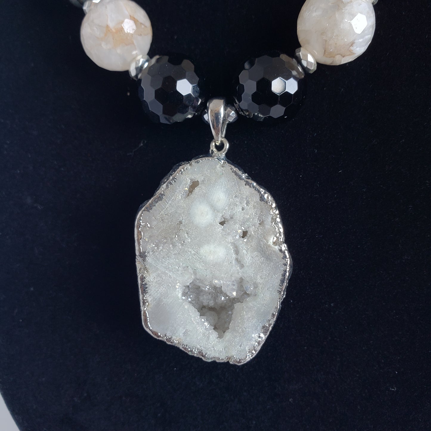 White Druzy